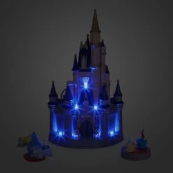 Cinderella Castle Playset – Walt Disney World 13 Cinderella Castle Playset – Walt Disney World -Fashion Clothing Store 1714047402031 2