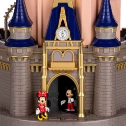 Cinderella Castle Playset – Walt Disney World 14 Cinderella Castle Playset – Walt Disney World -Fashion Clothing Store 1714047402031 3