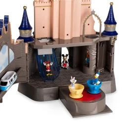 Cinderella Castle Playset – Walt Disney World 18 Cinderella Castle Playset – Walt Disney World -Fashion Clothing Store 1714047402031 7