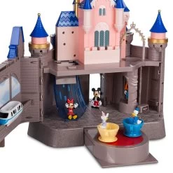Sleeping Beauty Castle Play Set – Disneyland -Fashion Clothing Store 1714047402101 6