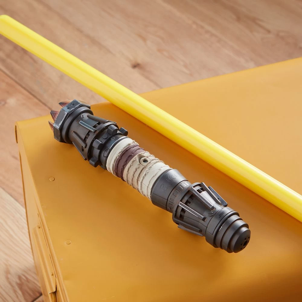 Disney Rey Skywalker LIGHTSABER – Star Wars 4 Disney Rey Skywalker LIGHTSABER – Star Wars - Image 4